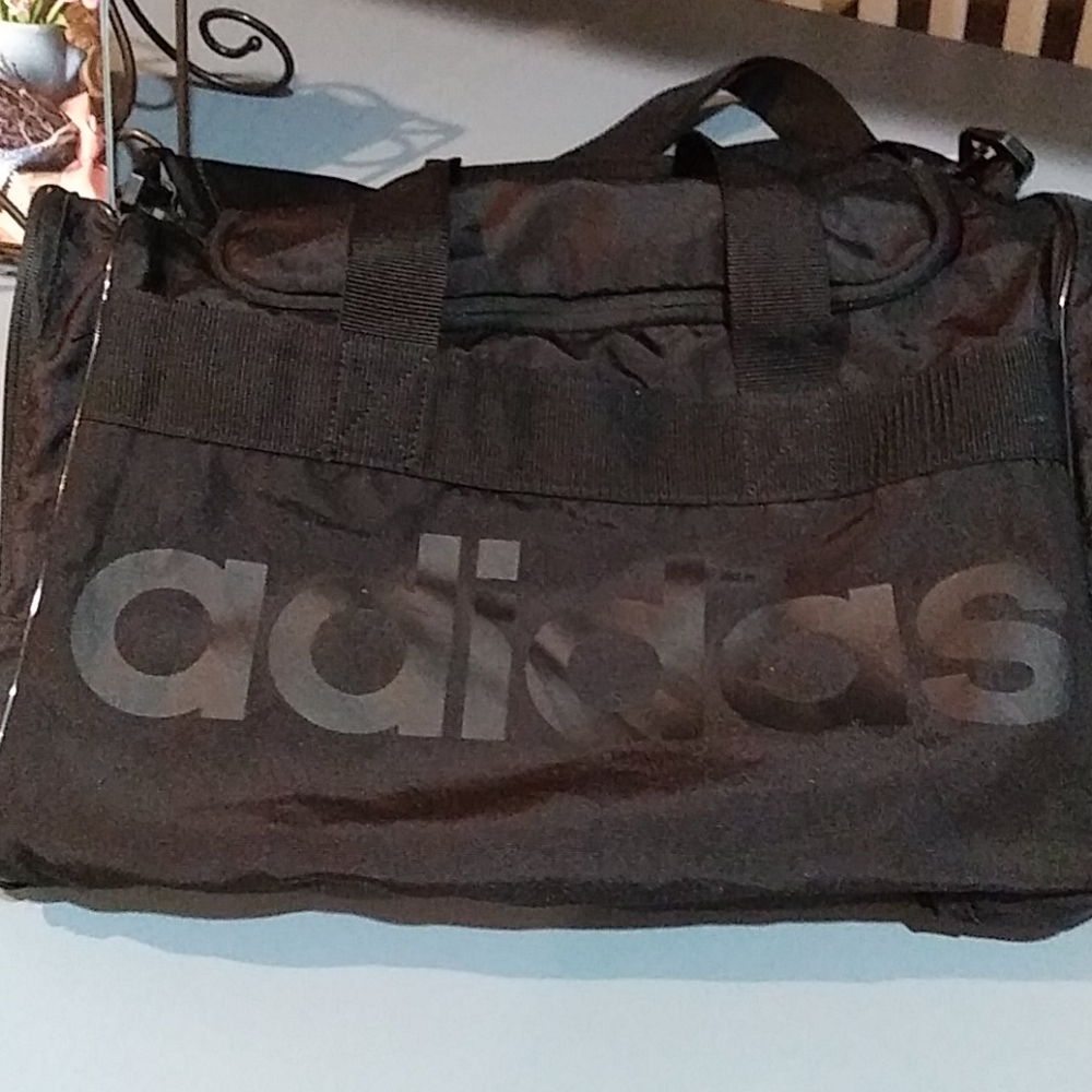Adidas carry tote
